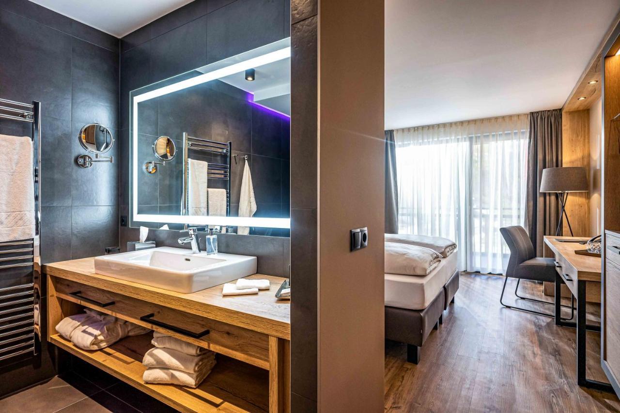 Standard Double Room CASUAL,1480133057:JPEG